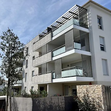 Bright And Spacious In Saint-raphael Appartement *